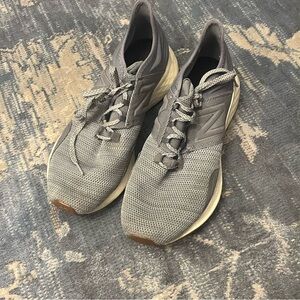New Balance W10 Gray Running Shoes